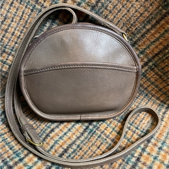 Coach Taupe Canteen Bag, aka Mini Chester - Picture 1 of 8